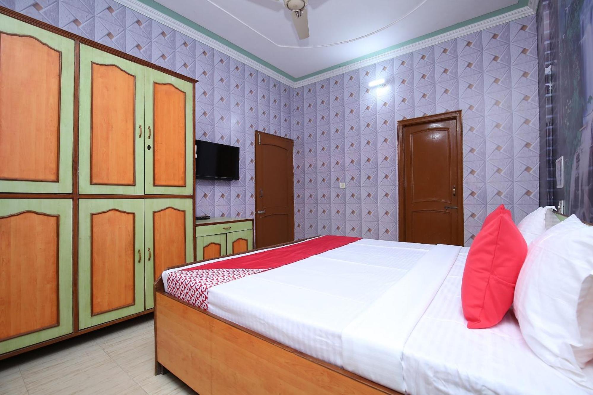 Rājpura Hotel O 29172 Ess Enterprises מראה חיצוני תמונה