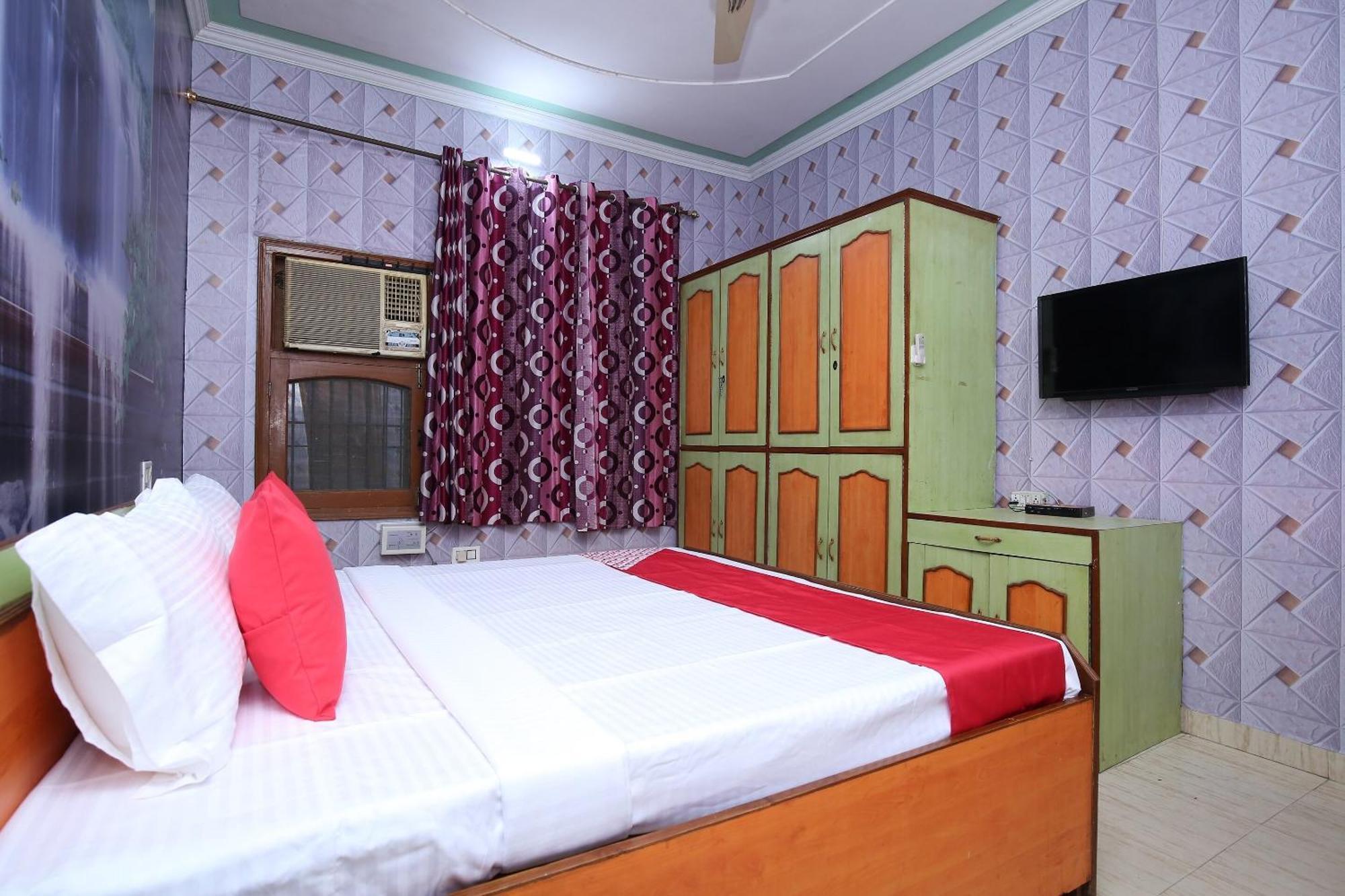 Rājpura Hotel O 29172 Ess Enterprises מראה חיצוני תמונה